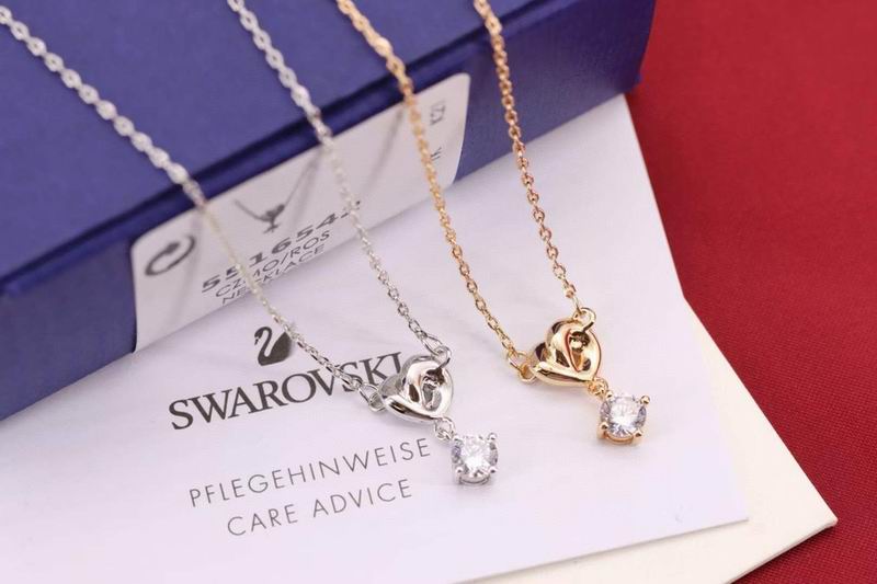 Swarovski Necklace 05yxh04